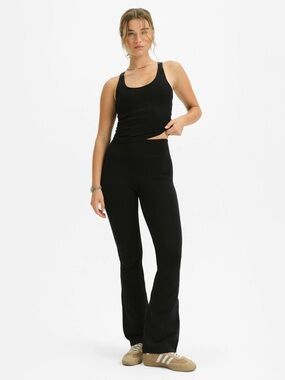 [NWOT] $108 MATE THE LABEL Organic Stretch Bootcut Pant in Jet Black. Size Small